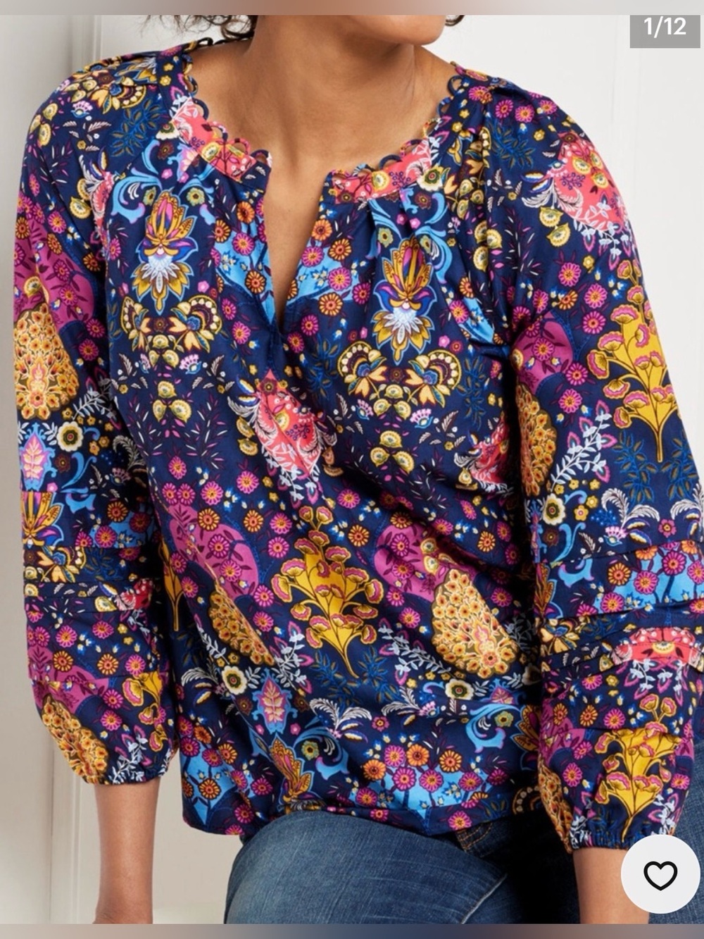 Perfect like new Talbots Poplin Blouse Blue Floral Medallion scallop cotton L